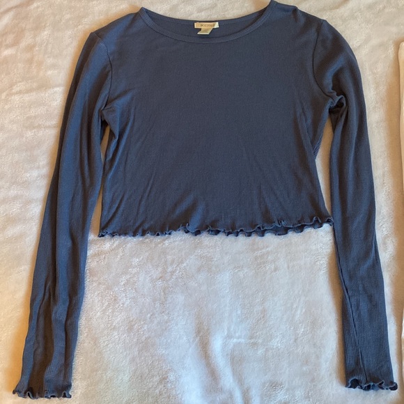 Blue and white ribbed long sleeve tops - Picture 2 of 9